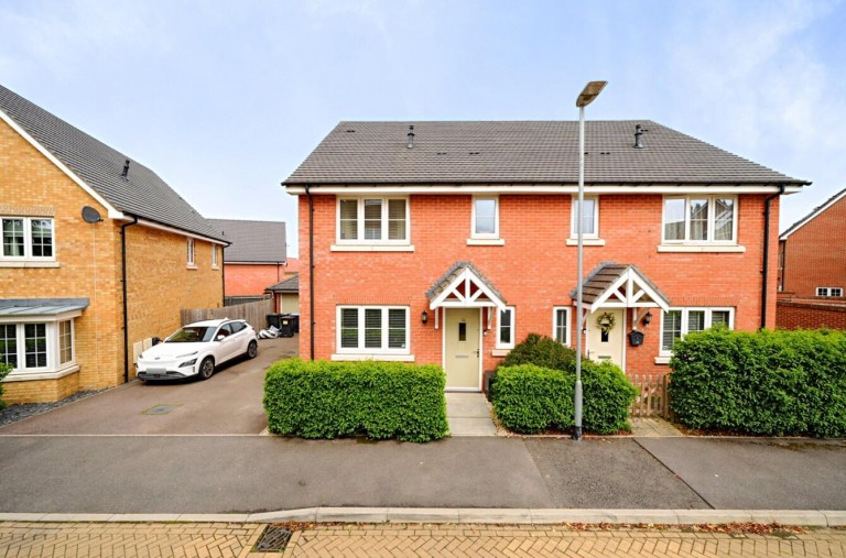 Images for Deerhurst Road, Daventry, NN11
