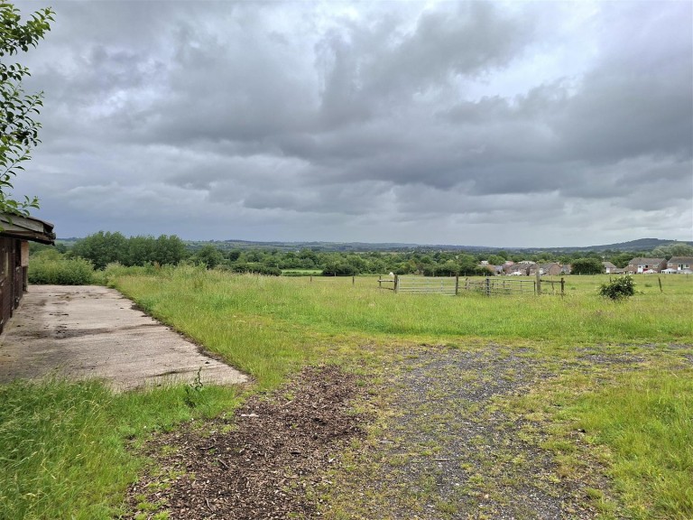 Images for Land and Stables at Yetminster