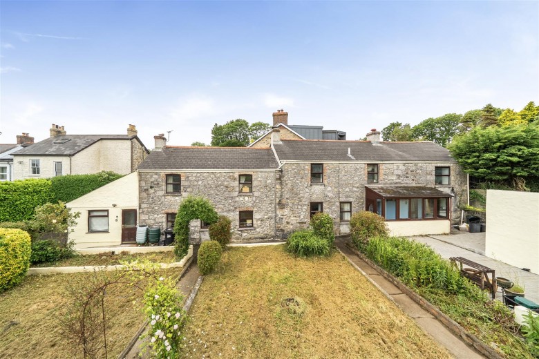 Click the photo for more details of 5 Fore Street, Penponds, Camborne