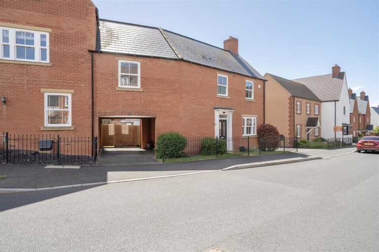 Images for Redcar Road, Towcester, NN12
