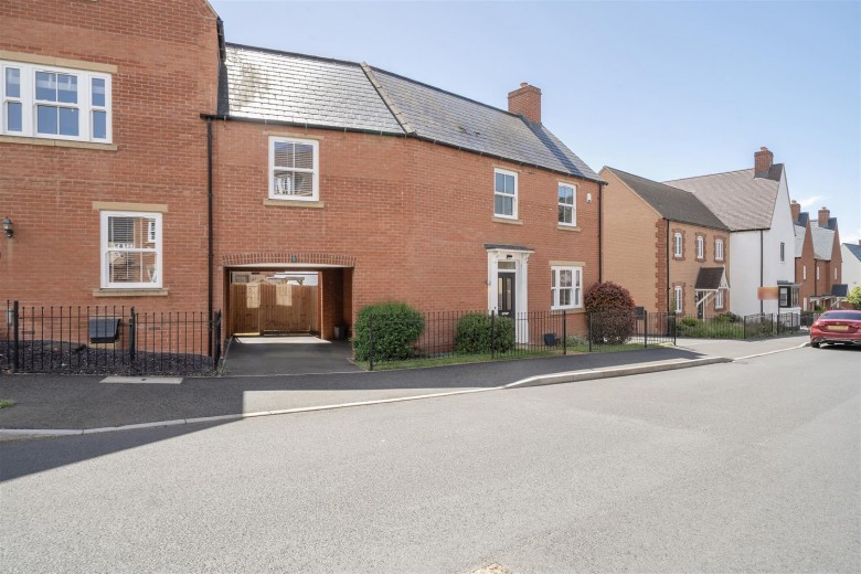 Click the photo for more details of Redcar Road, Towcester, NN12