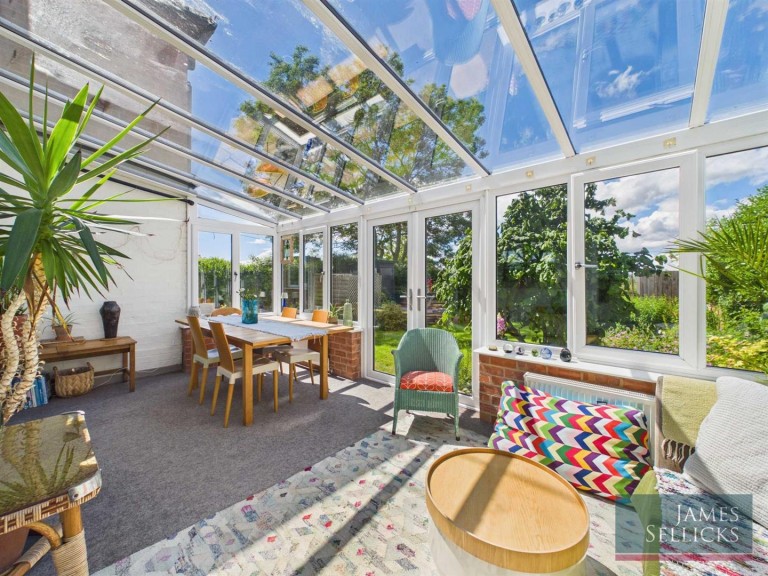 Images for 1 Mere Cottages, Houghton-On-The-Hill, Leicestershire