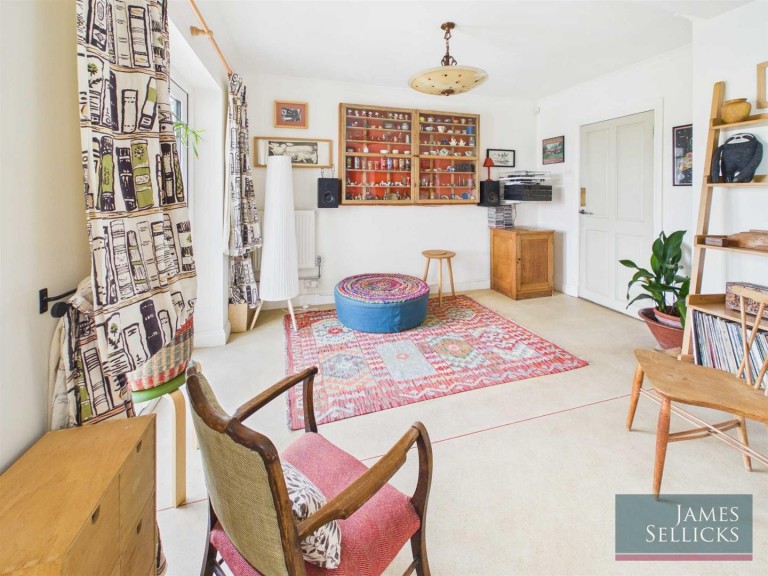 Images for 1 Mere Cottages, Houghton-On-The-Hill, Leicestershire