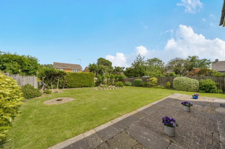 Images for Grovelands, Daventry, NN11