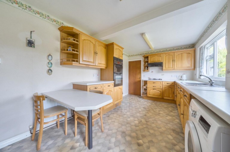 Images for Grovelands, Daventry, NN11