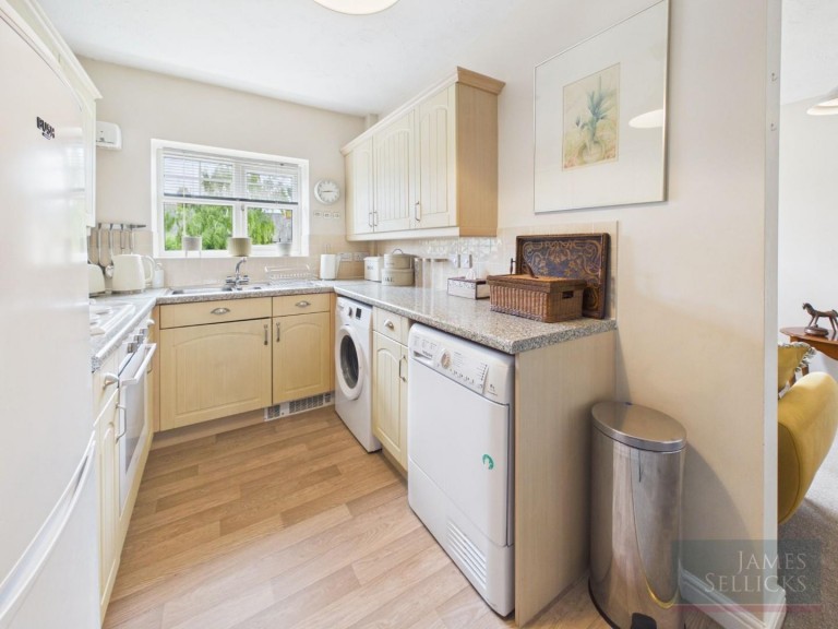 Images for Ronald Court, Avenue Road, Clarendon Park, Leicester