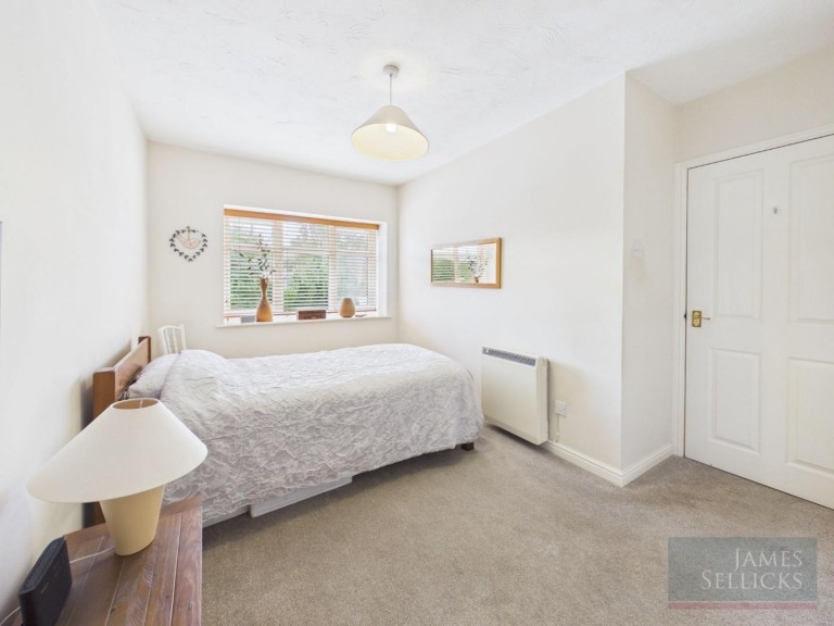 Images for Ronald Court, Avenue Road, Clarendon Park, Leicester