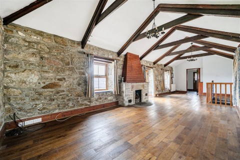 Click the photo for more details of Trevarrack Row, Penzance