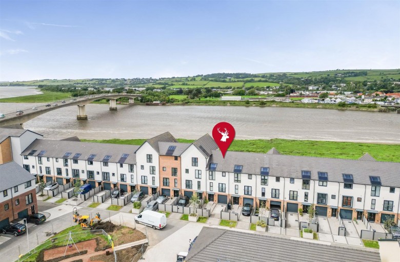 Click the photo for more details of Taw Wharf, Sticklepath, Barnstaple