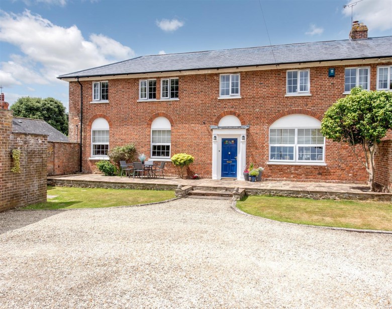 Click the photo for more details of Heatherton Park, Bradford On Tone, Taunton