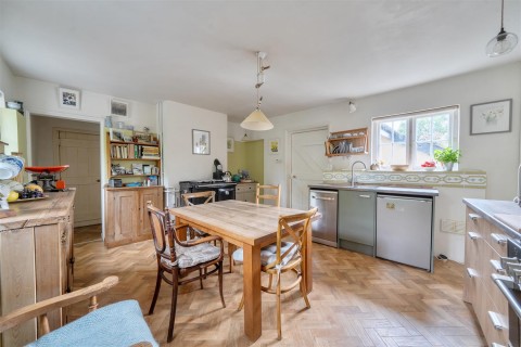 Click the photo for more details of Dunsford, Exeter