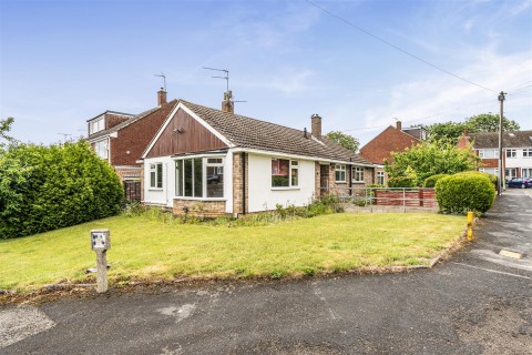 Click the photo for more details of Browning Road, Rugby, CV21