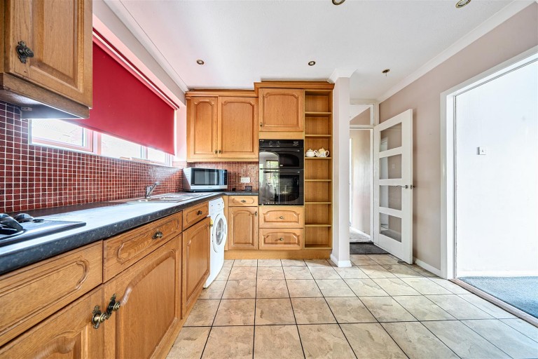 Images for Browning Road, Rugby, CV21
