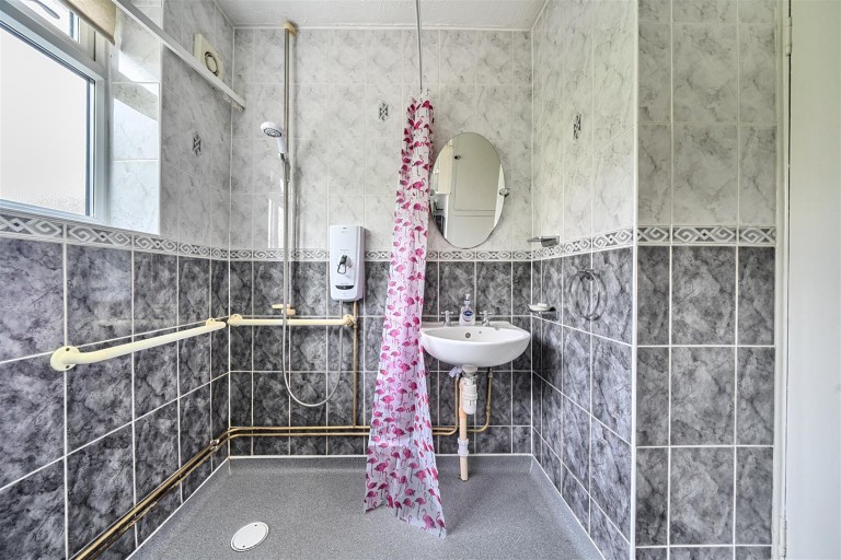Images for Browning Road, Rugby, CV21