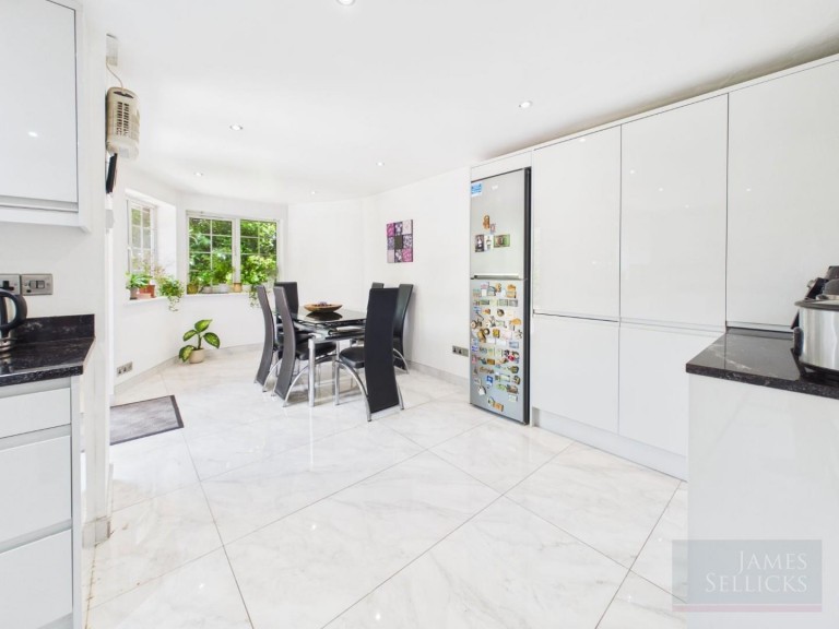 Images for Norman Court, Oadby, Leicestershire