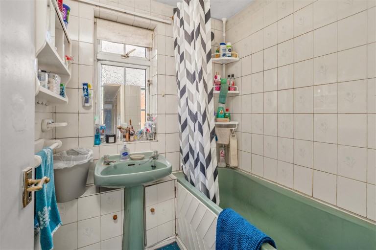 Images for Ironstones, Banbury