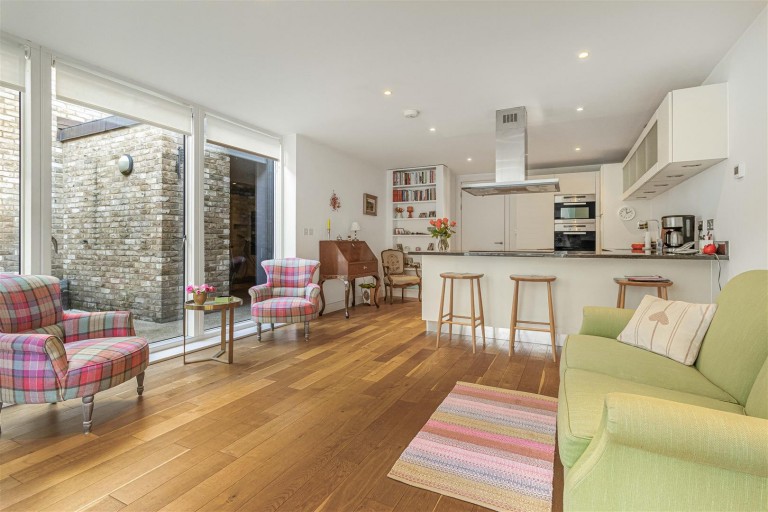 Images for Henslow Mews, Cambridge