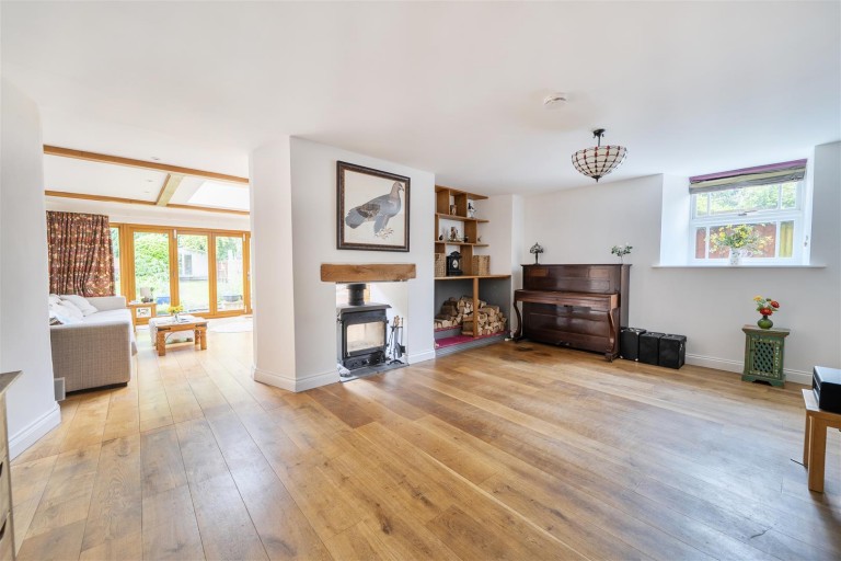 Images for High Street, Whittlebury, NN12