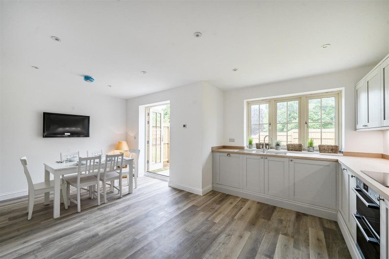 Images for Fox View, Milborne St Andrew