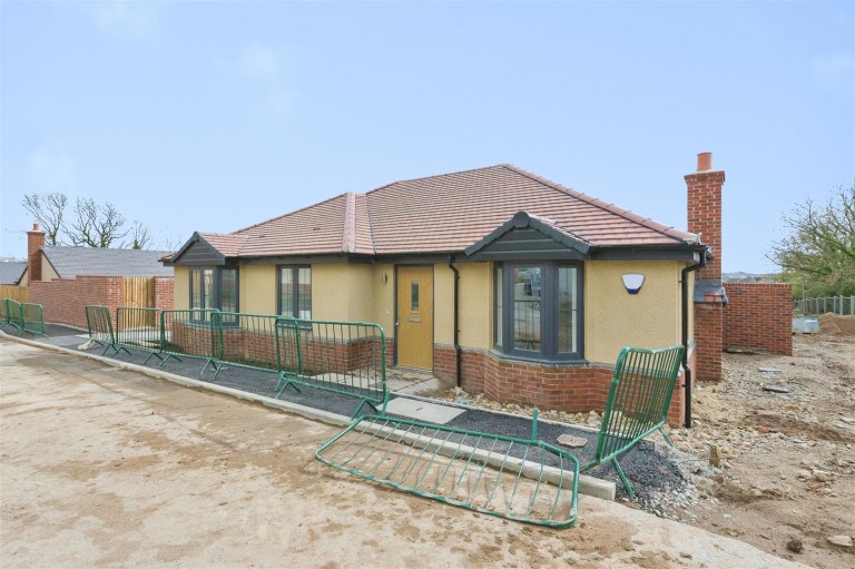 Images for Forest Road, Coalville, LE67