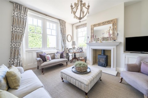 Click the photo for more details of The Green, Abthorpe, NN12