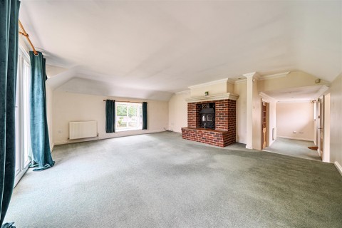 Click the photo for more details of Winterborne Zelston, Blandford Forum