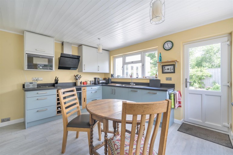 Images for Higher Shapter Close, Topsham, Exeter