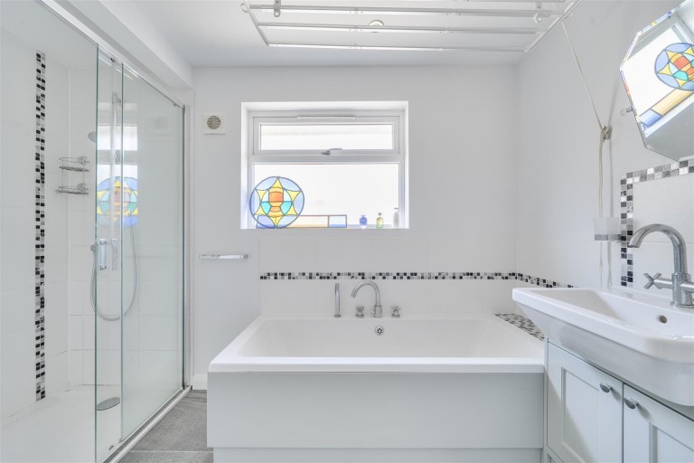 Images for Higher Shapter Close, Topsham, Exeter