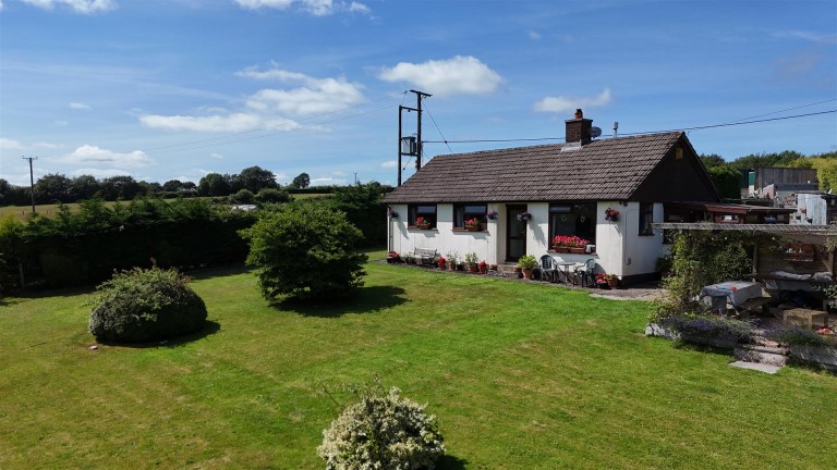 Images for Near Rackenford