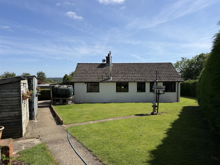 Images for Near Rackenford