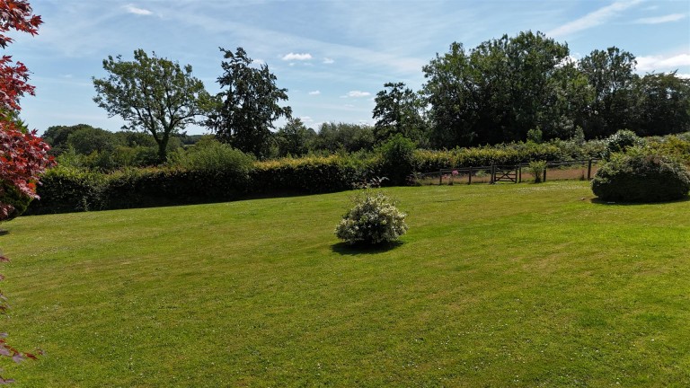 Images for Near Rackenford