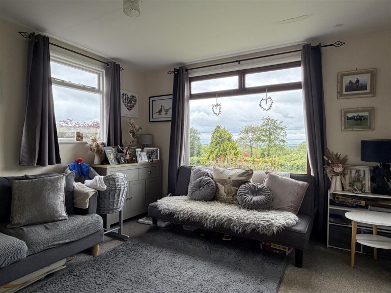 Images for Near Rackenford