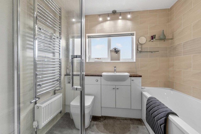 Images for Foxhill, Whissendine, Rutland
