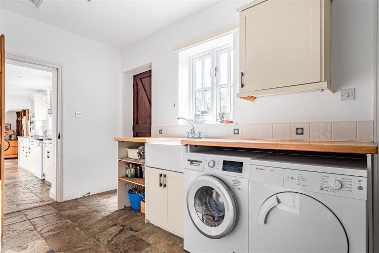 Images for Lower Road, Croydon, Royston