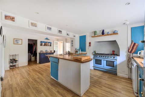 Click the photo for more details of Stourton Caundle, Sturminster Newton, Dorset