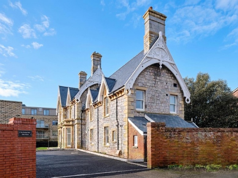 Click the photo for more details of Douglas Avenue, Exmouth