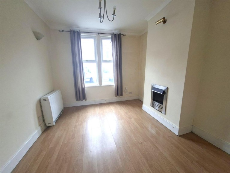Images for Essex Street, Northampton, NN2