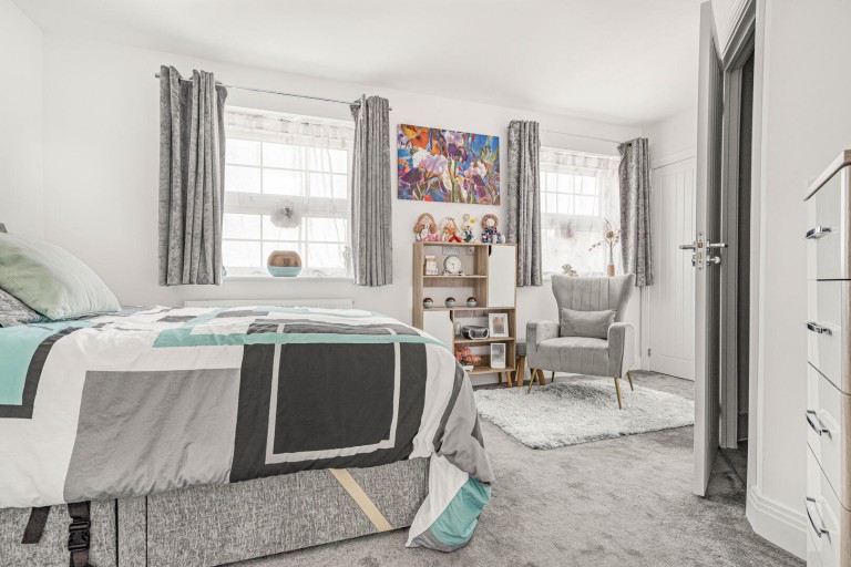 Images for Tutte Gardens, Newmarket