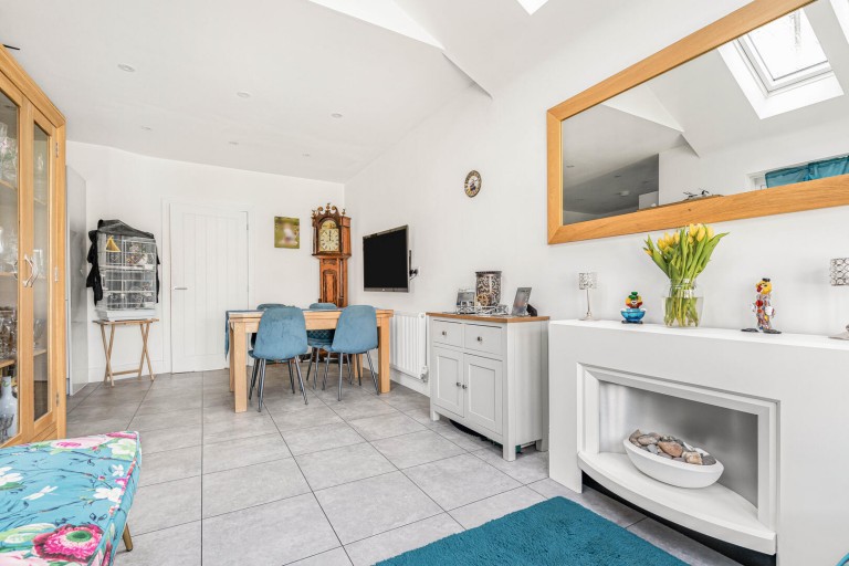 Images for Tutte Gardens, Newmarket