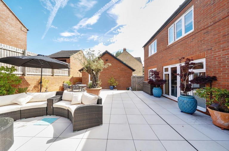 Images for Larbourne Park Road, Flore, Northampton, NN7