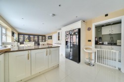 Images for Larbourne Park Road, Flore, Northampton, NN7