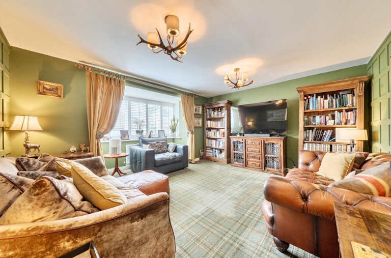 Images for Larbourne Park Road, Flore, Northampton, NN7