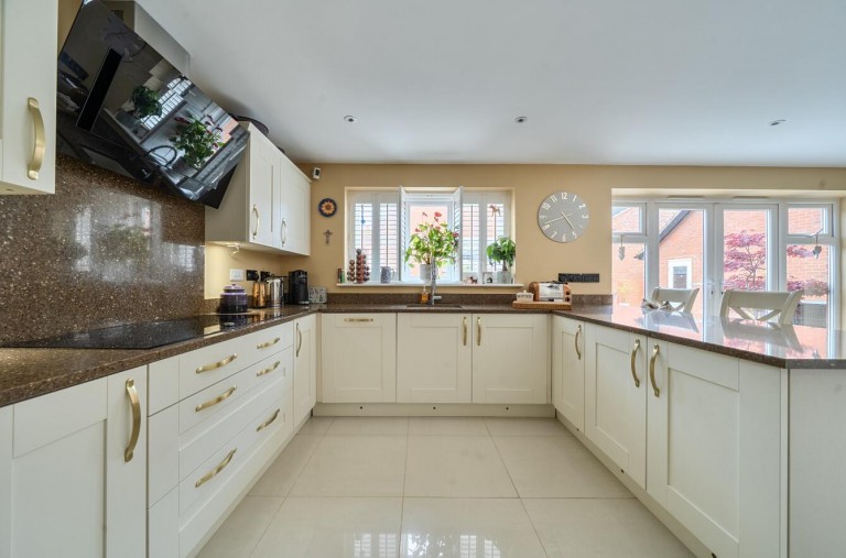 Images for Larbourne Park Road, Flore, Northampton, NN7