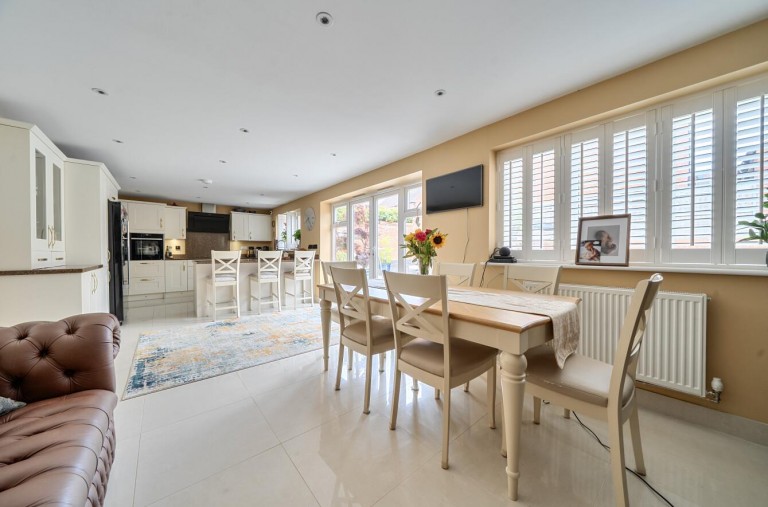 Images for Larbourne Park Road, Flore, Northampton, NN7