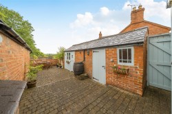 Images for Helmdon Road, Wappenham, NN12