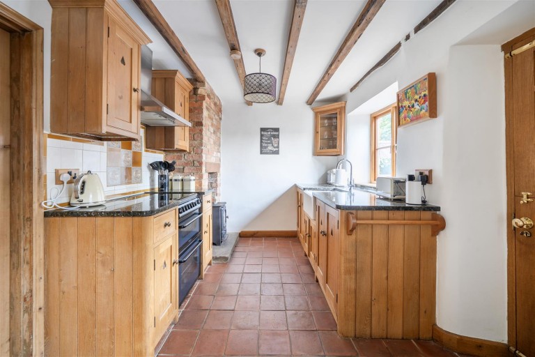 Images for Helmdon Road, Wappenham, NN12