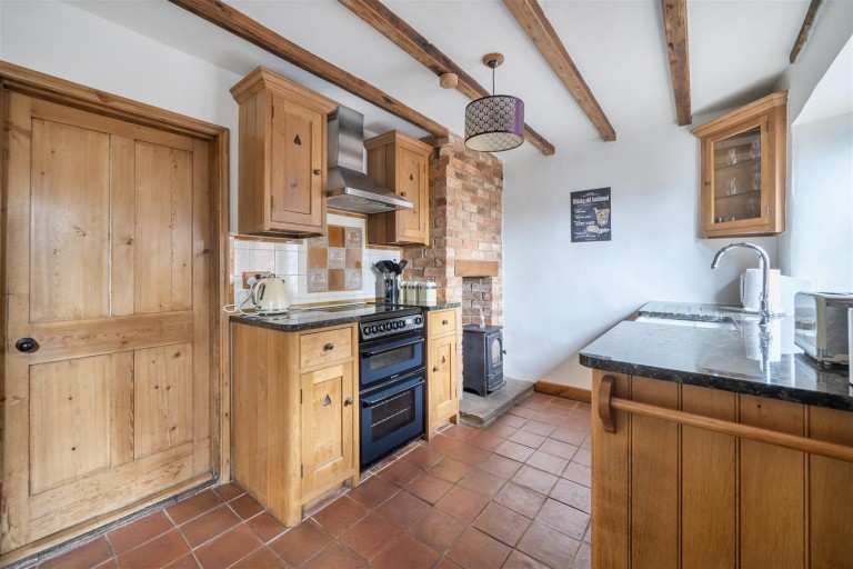 Images for Helmdon Road, Wappenham, NN12