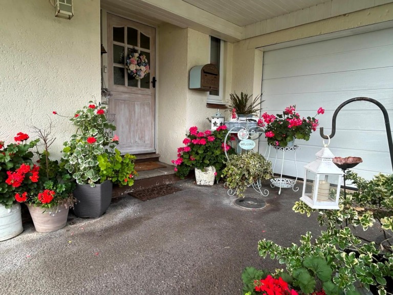 Images for Court Farm Close, Winsham, Chard