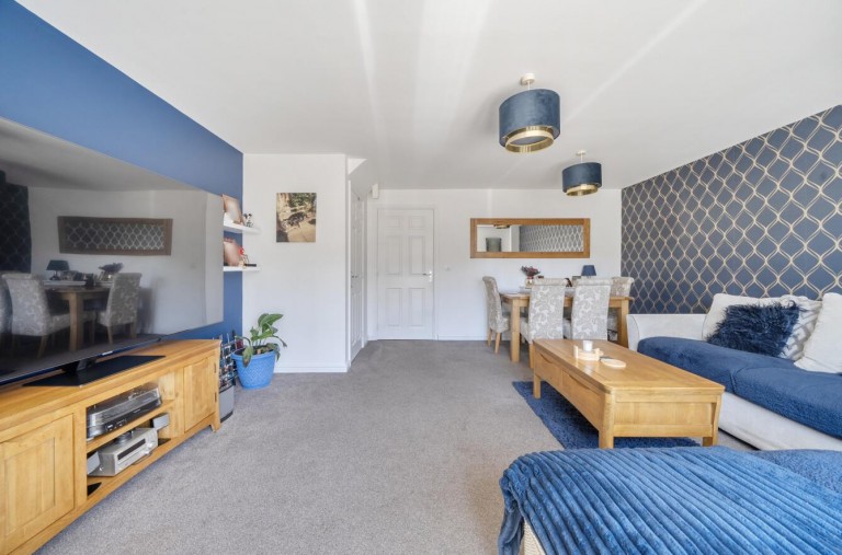 Images for Farnborough Drive, Daventry, NN11