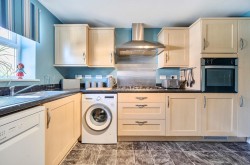 Images for Farnborough Drive, Daventry, NN11
